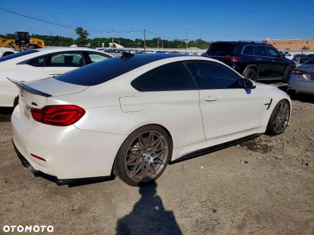 BMW M4 - 6