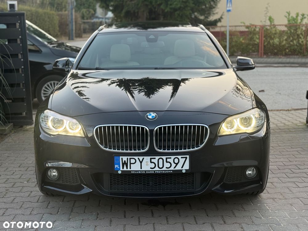 BMW Seria 5 525d Sport-Aut - 35