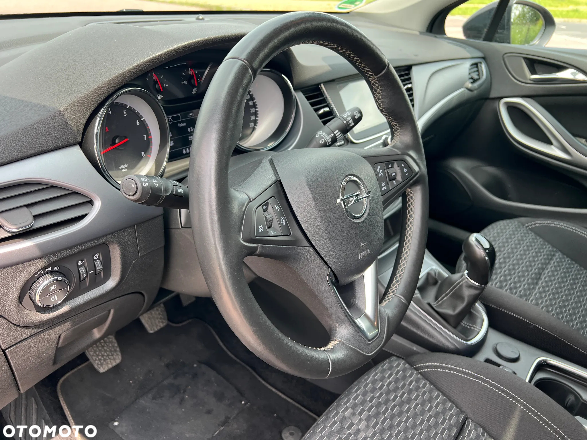 Opel Astra 1.4 Turbo Edition - 11
