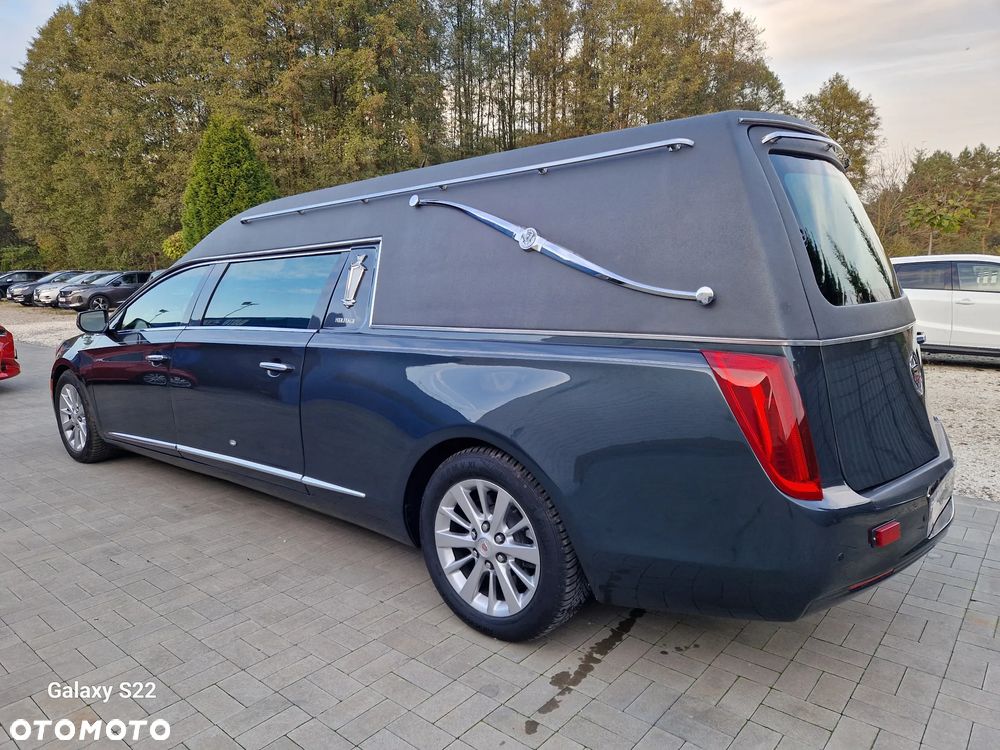 Cadillac XTS - 5