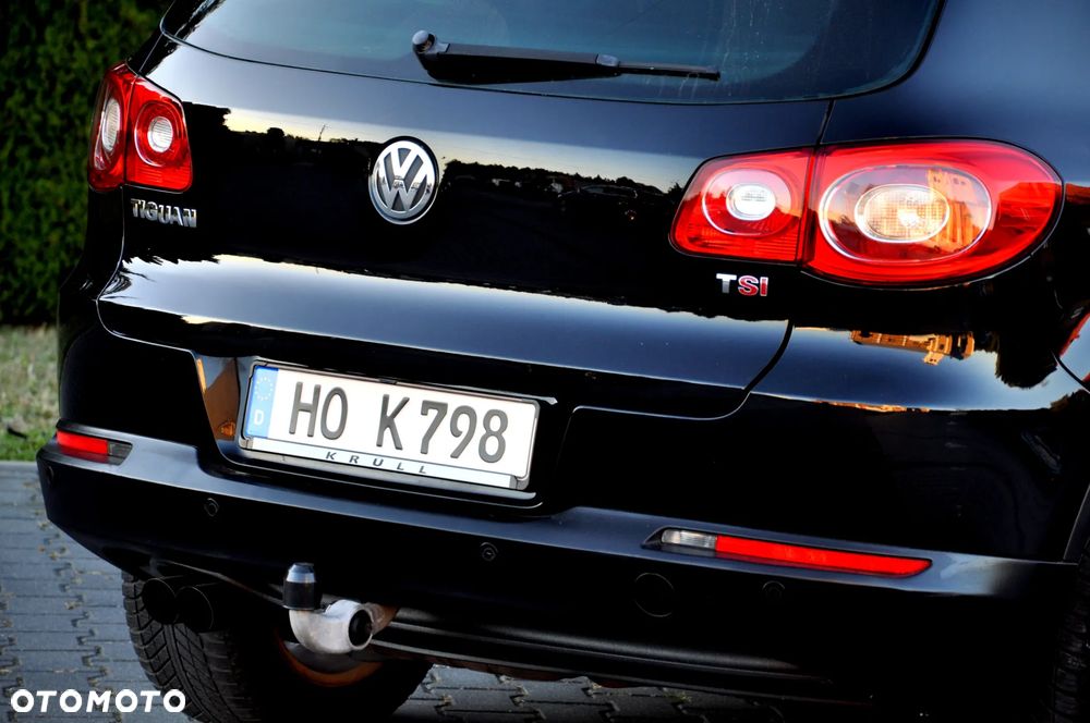 Volkswagen Tiguan - 19