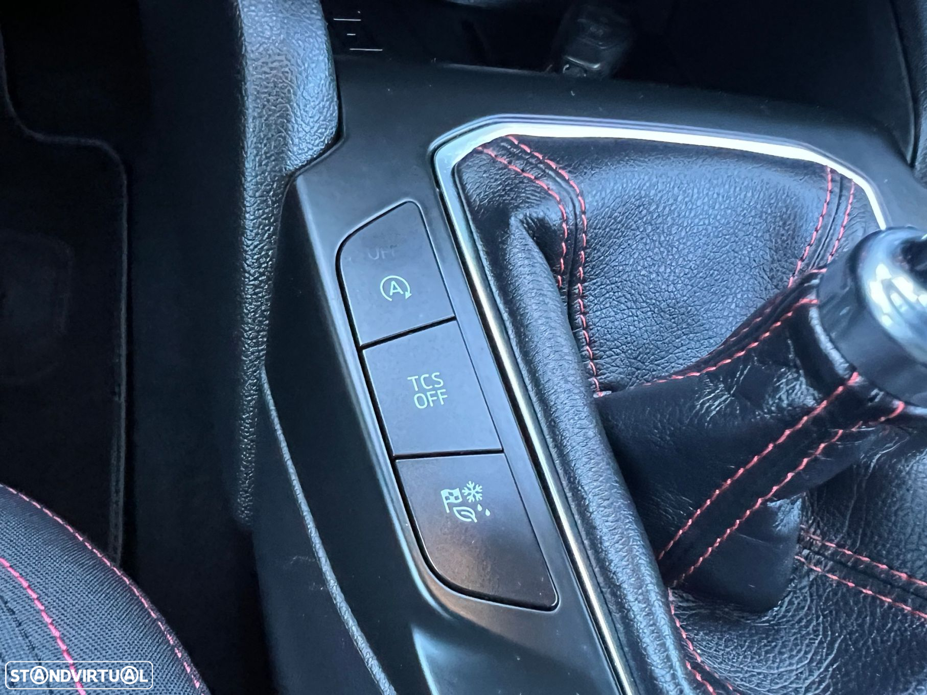 Ford Focus 1.0 EcoBoost ST-Line - 39