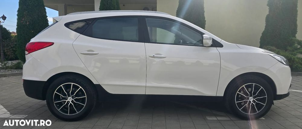 Hyundai ix35 2.0 CRDI 4WD 5 Star Edition - 4