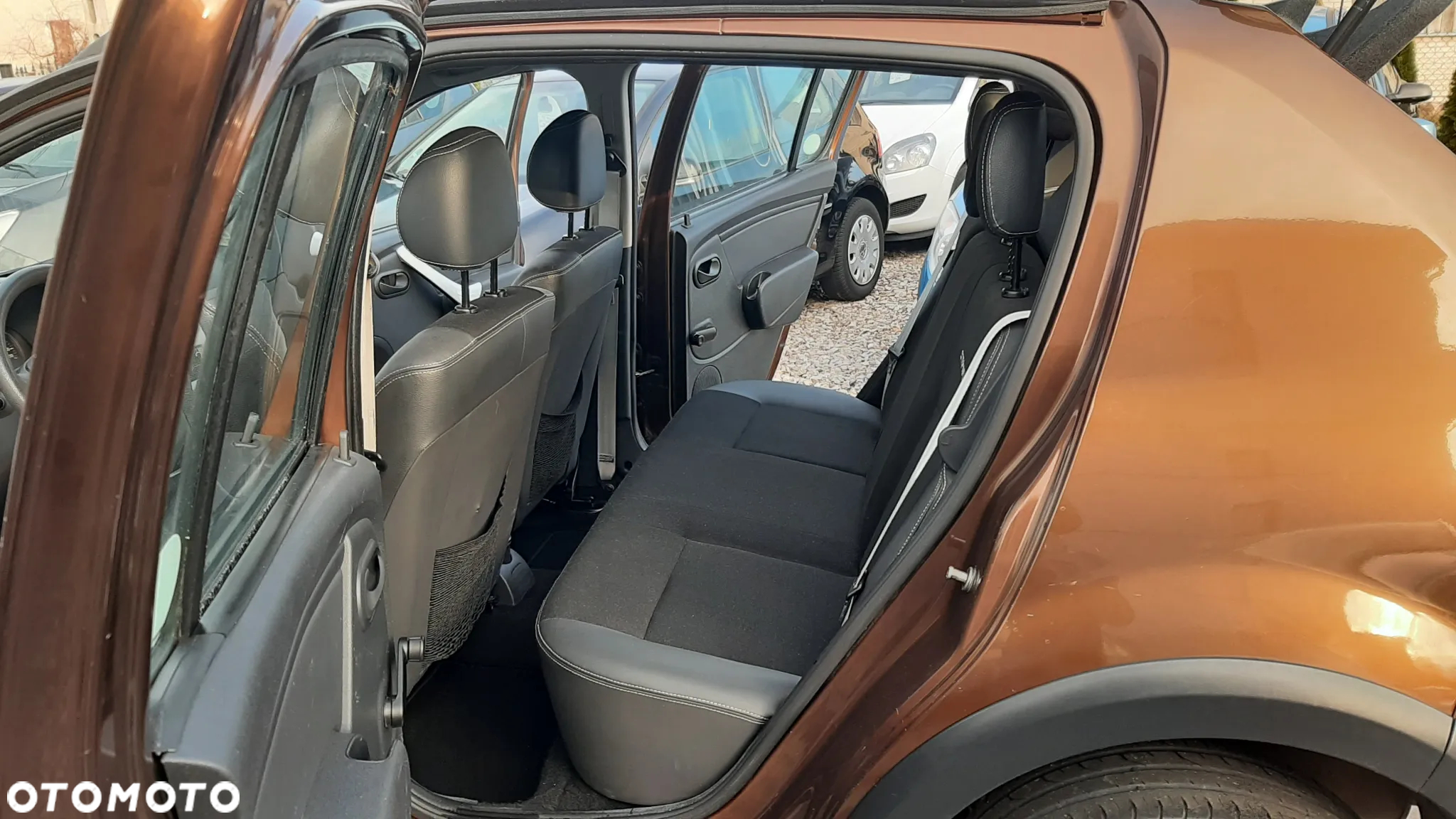 Dacia Sandero Stepway 1.5 dCi - 20