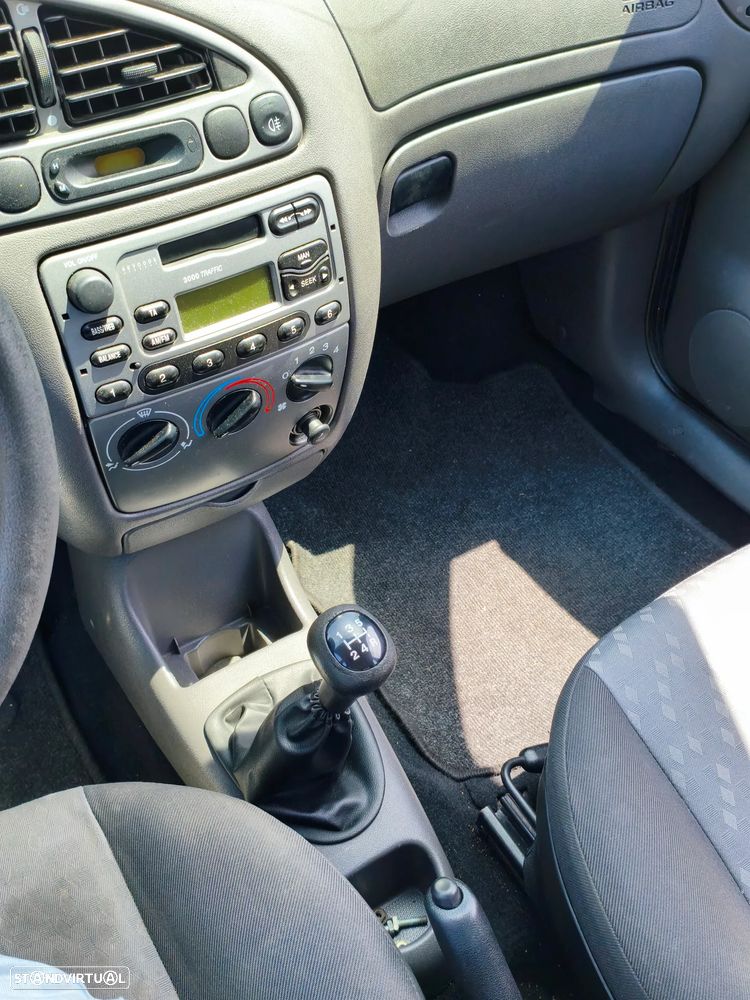 Ford Fiesta 1.25 Techno - 7