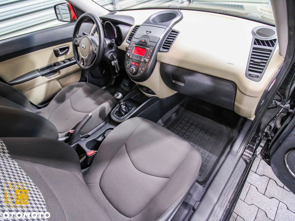 Kia Soul 1.6 CRDi L - 8