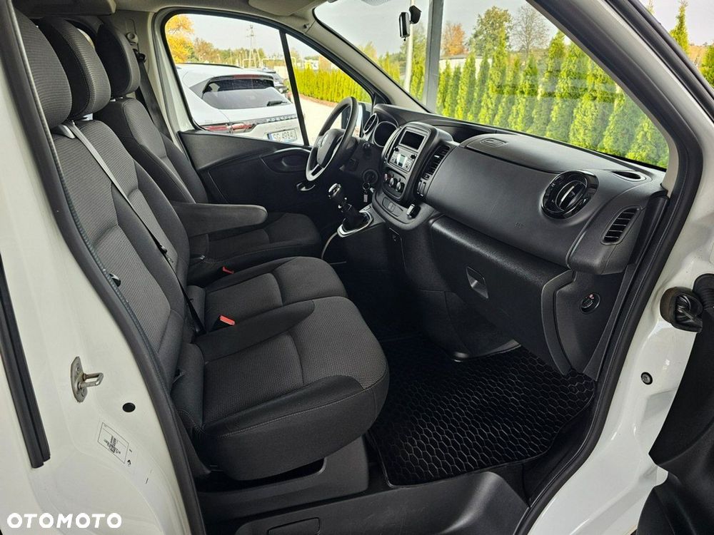 Renault Trafic - 22