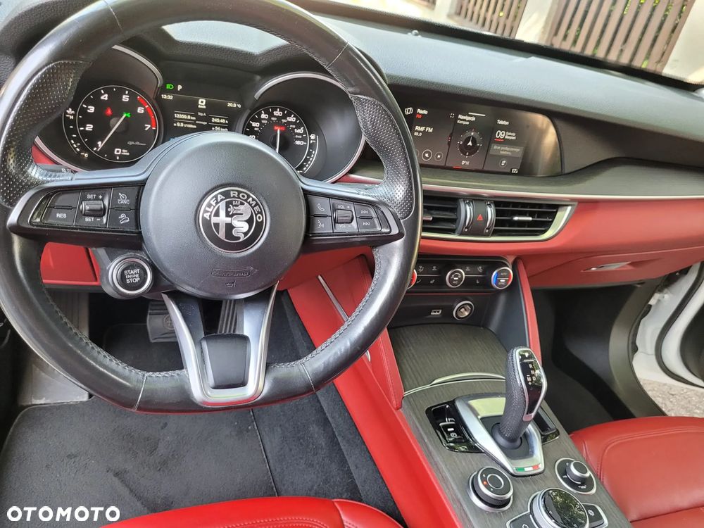 Alfa Romeo Stelvio 2.0 Turbo TI Q4 - 26