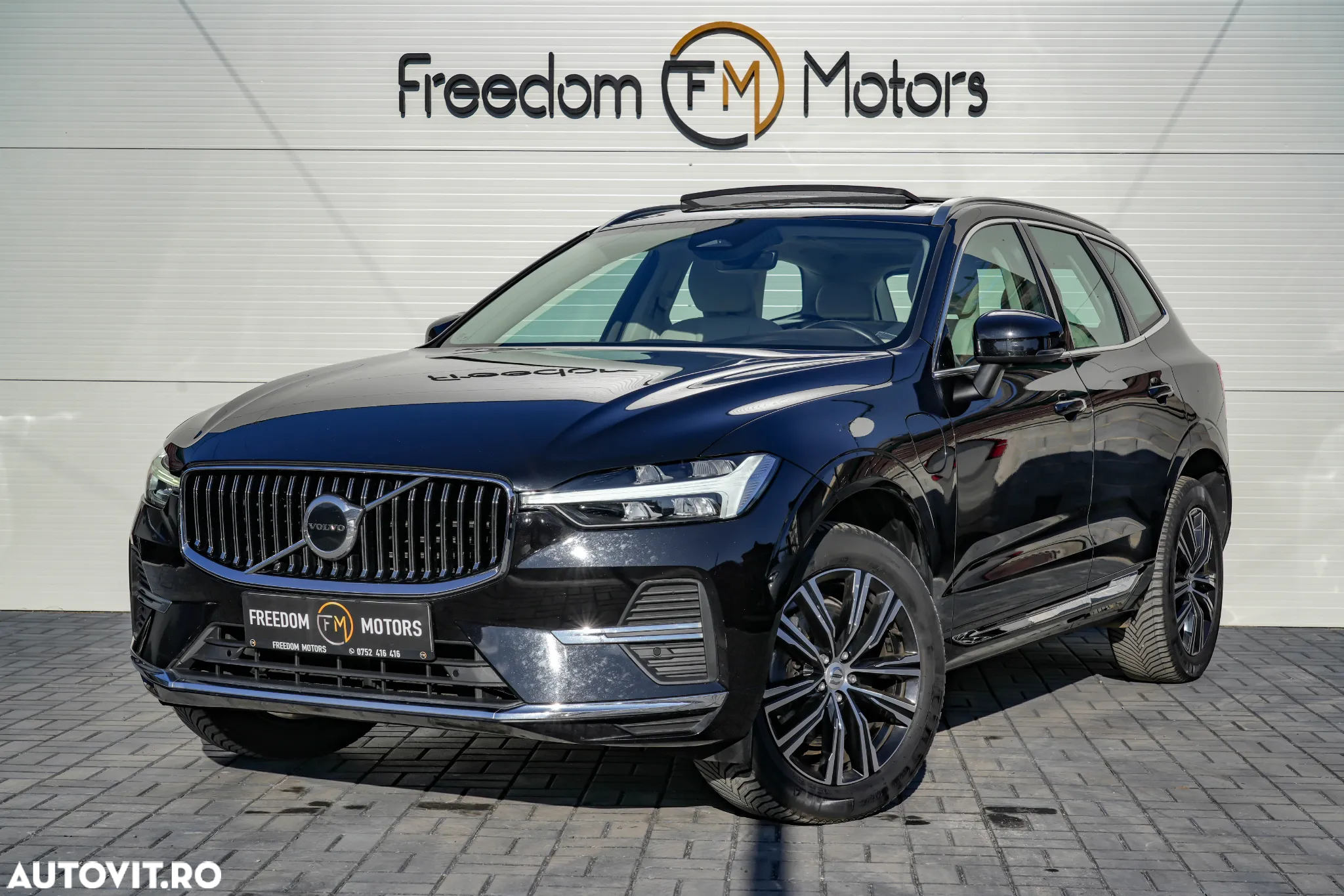 Volvo XC 60 T6 AWD Recharge Geartronic Inscription Expression - 2
