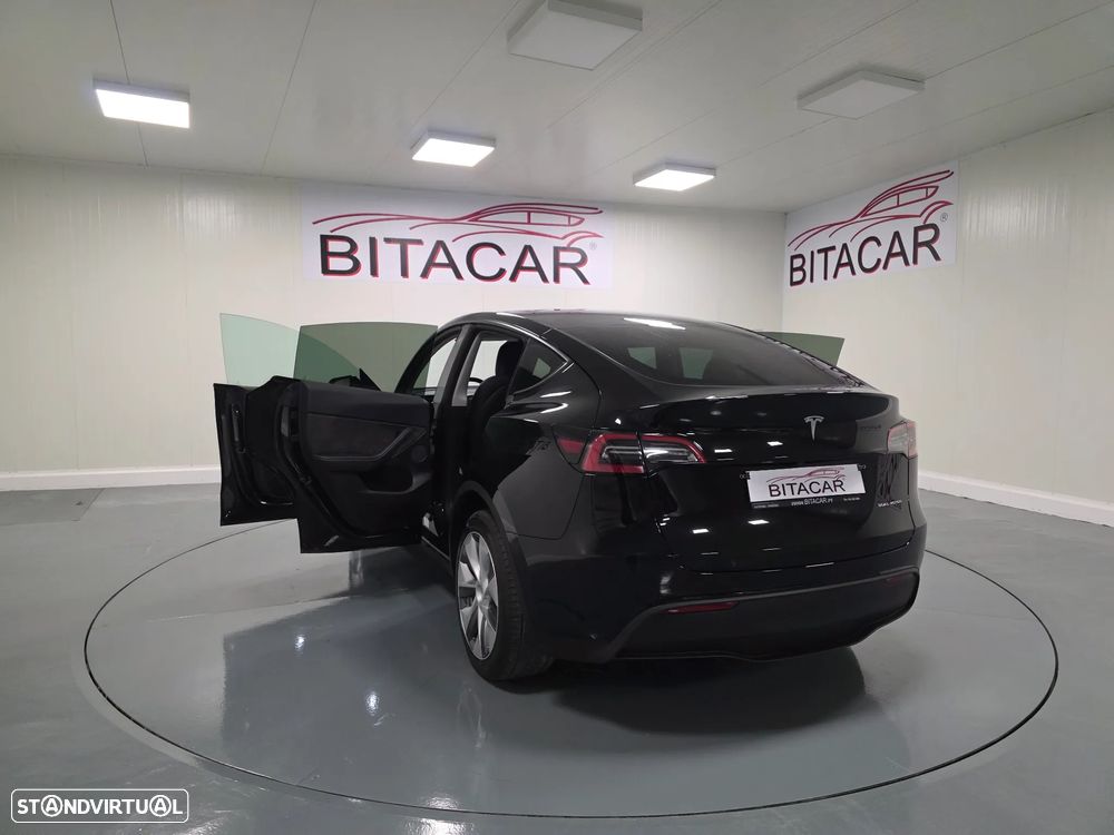 Tesla Model Y Long Range Tração Integral - 31