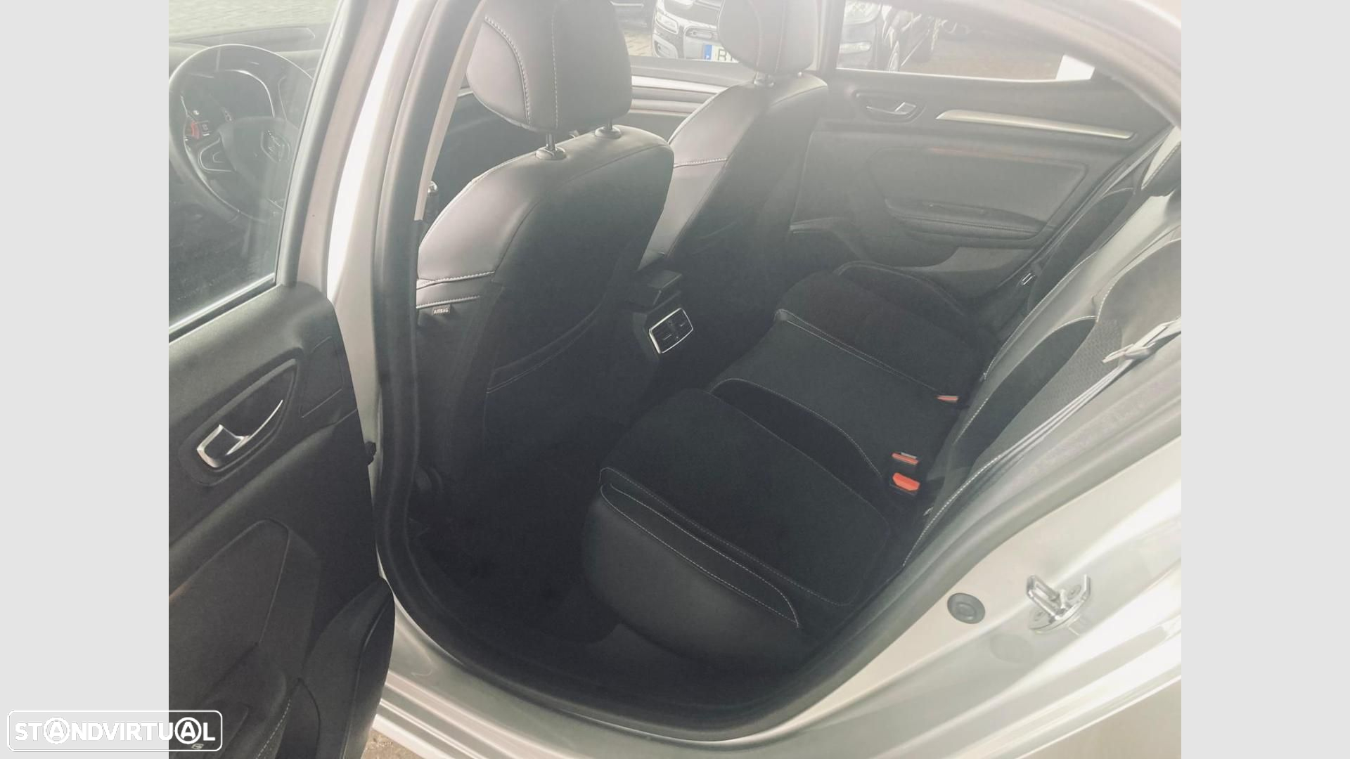 Renault Mégane 1.5 dCi Intens - 11