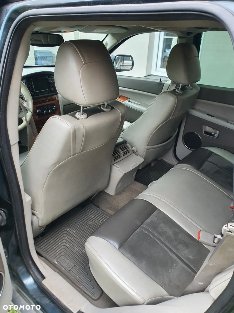 Jeep Grand Cherokee 5.7 V8 HEMI Automatik Overland - 8