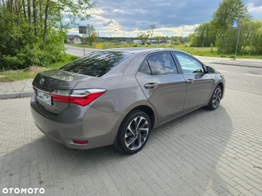 Toyota Corolla 1.6 Prestige EU6 - 20