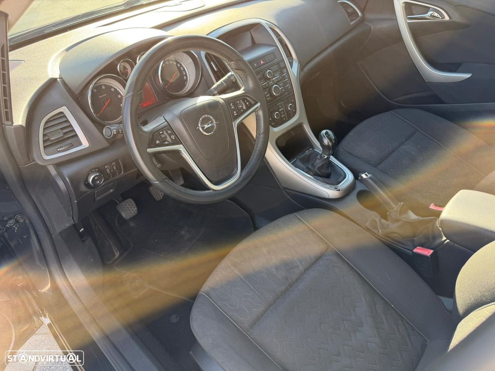 Opel Astra Sports Tourer ver-1-7-cdti-enjoy-s-s - 24