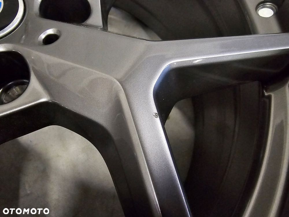 Felga BMW G60 G61 5A324D5 7,5x18 ET23 - 3