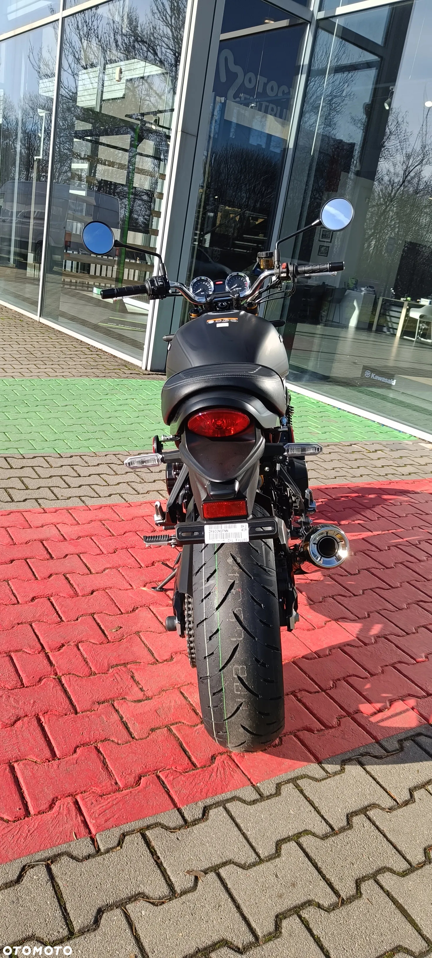 Kawasaki Z 900 RS - 8