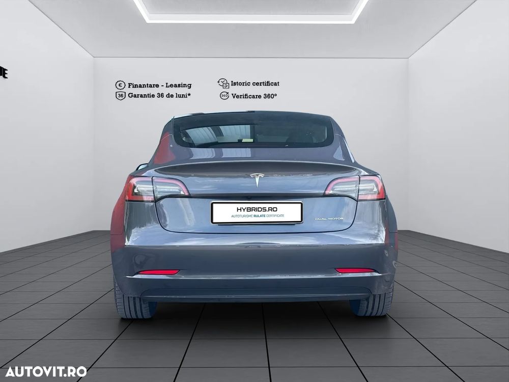 Tesla Model 3 Long Range - 6