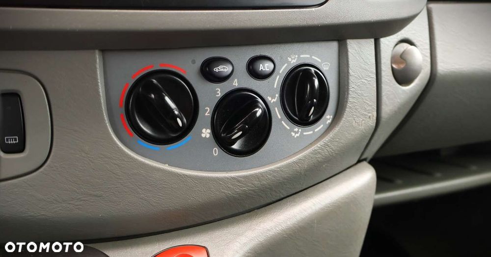 Opel Vivaro Tour Cosmo L1H1 MTA - 27