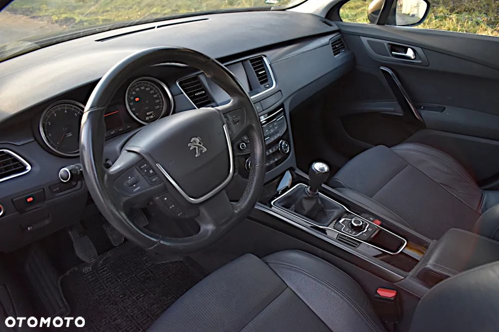 Peugeot 508 1.6 T Allure - 22