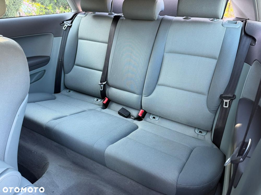 Audi A3 3-drzwiowe 1.6 S Line Sportpaket plus - 9