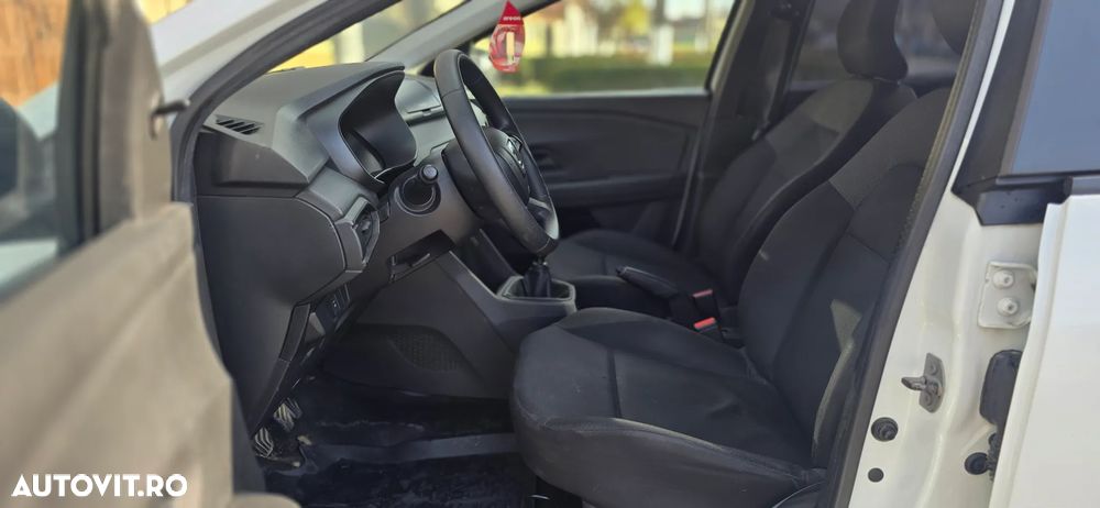 Dacia Logan TCe 90 MT5 Comfort - 5