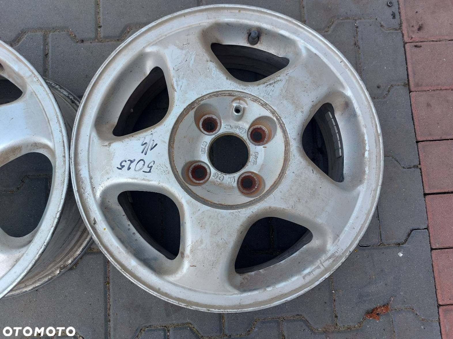FELGI ALUMINIOWE 2SZT 4X100 6JX15 ET49 FI57.1 VW BORA I - 3