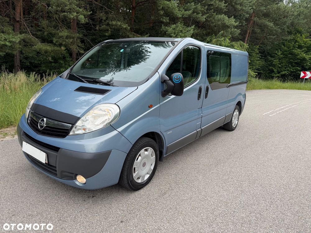 Opel Vivaro - 1