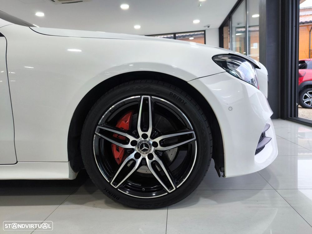 Mercedes-Benz E 220 d 4Matic 9G-TRONIC AMG Line - 9
