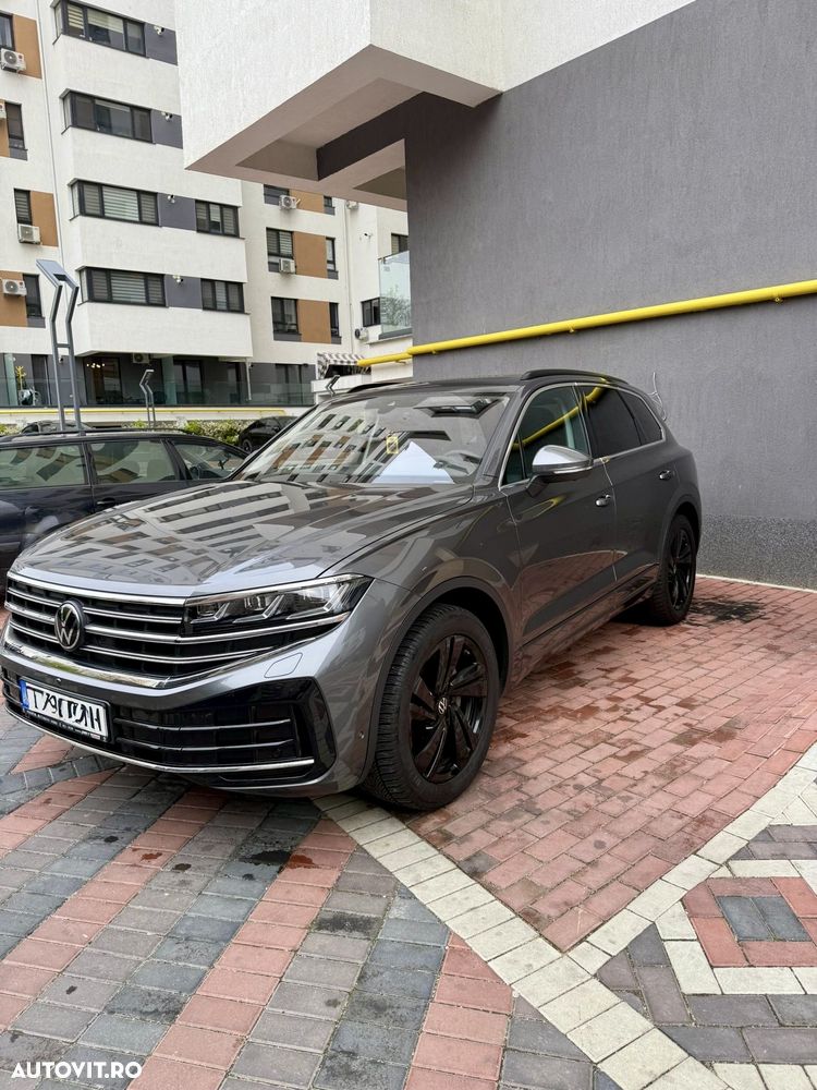 Volkswagen Touareg V6 TDI Elegance - 3