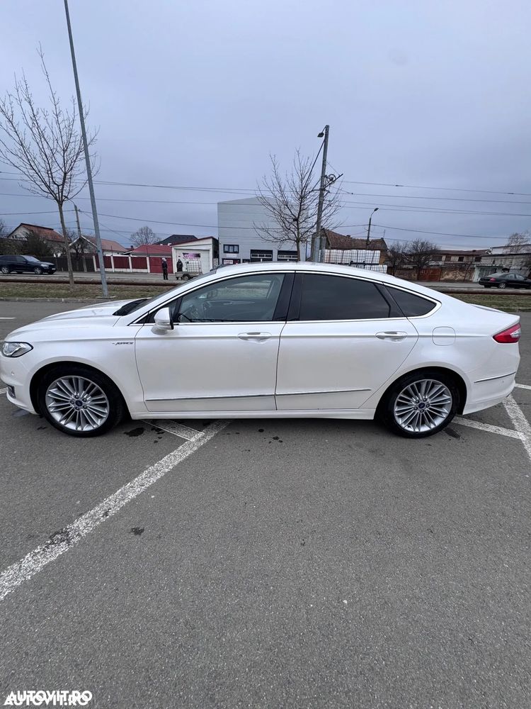 Ford Mondeo 2.0 HEV Vignale - 3