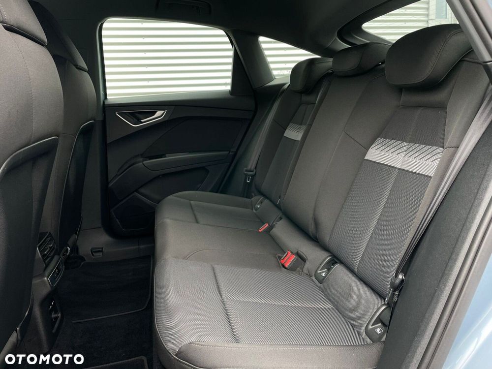 Audi Q4 Sportback e-tron - 13