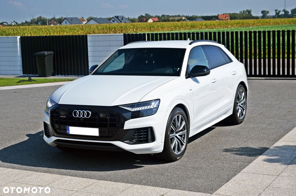 Audi Q8 - 11