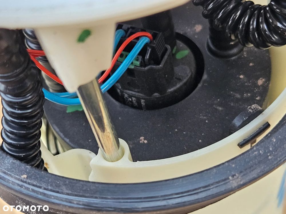 Toyota Avensis T25 1.8 VVti pompa paliwa 77020-02070 0580313085 - 5