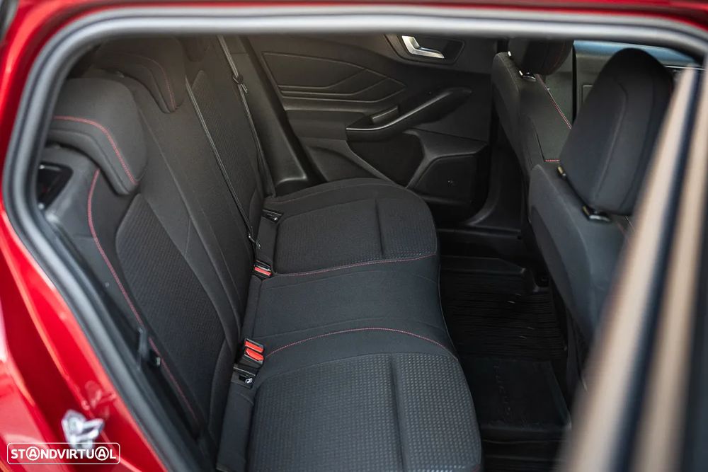 Ford Focus SW 2.0 TDCi EcoBlue ST-Line - 17