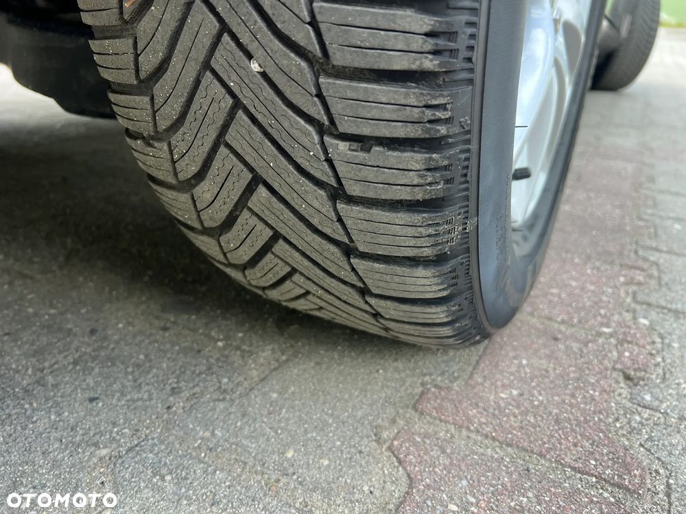 Ford Mondeo 2.0 TDCi Titanium X - 27