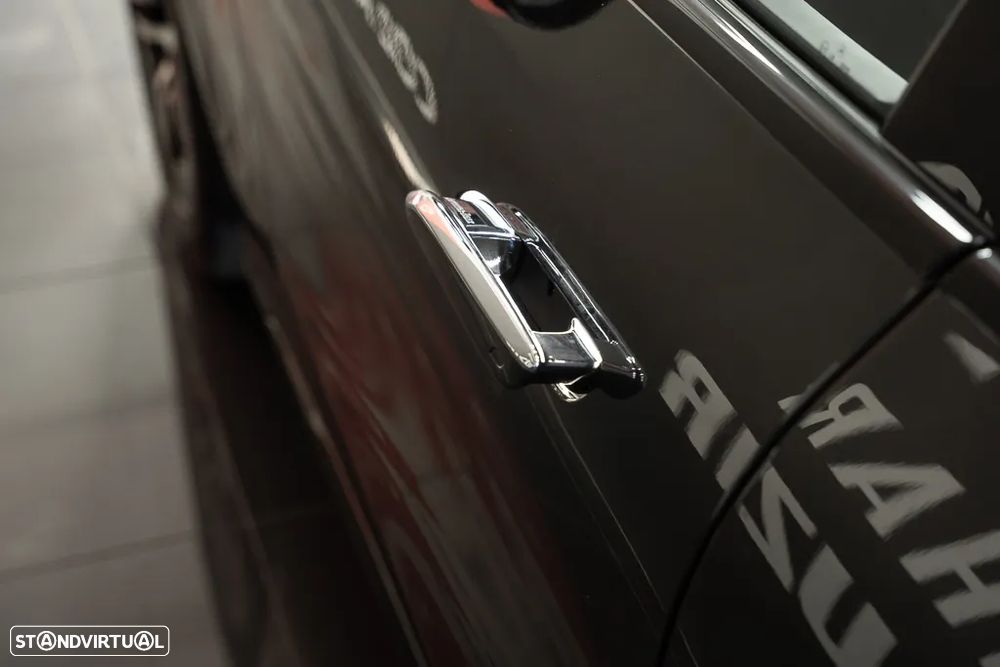 Mercedes-Benz E 300 e AMG Line - 17