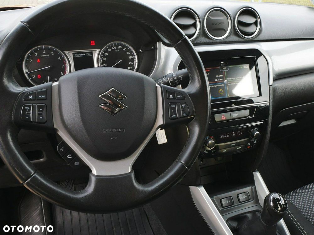 Suzuki Vitara 1.6 (4x4) Allgrip Comfort - 18