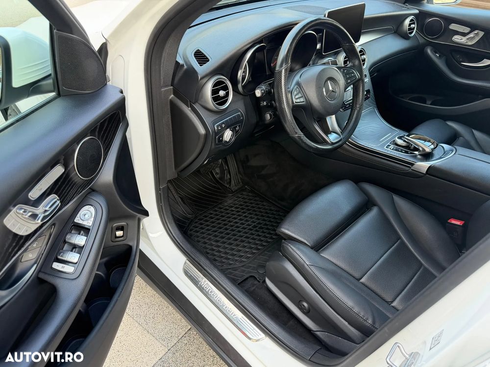 Mercedes-Benz GLC 300 4MATIC 9G-TRONIC Exclusive - 6