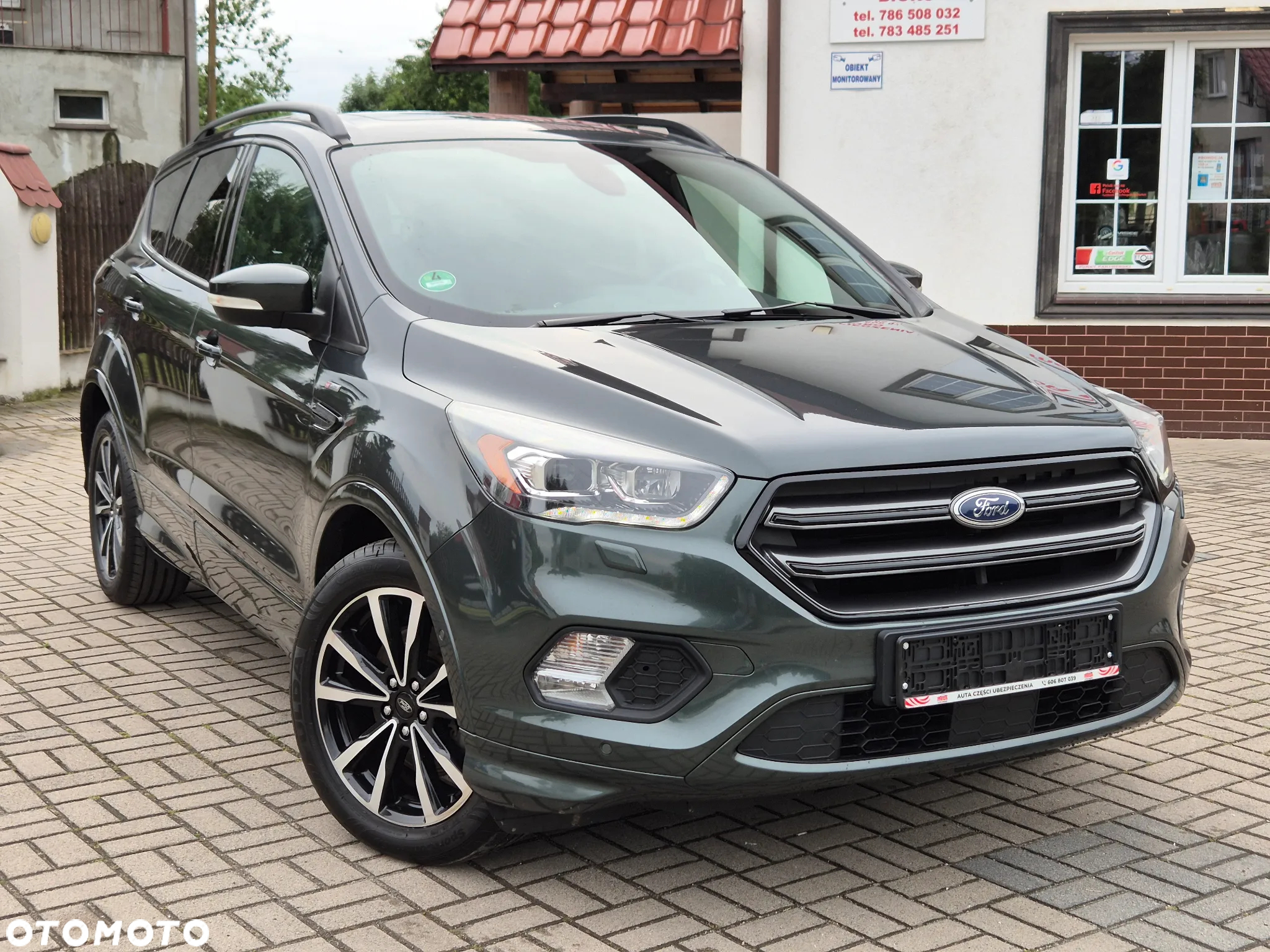 Ford Kuga 2.0 TDCi 4x2 ST-Line - 4