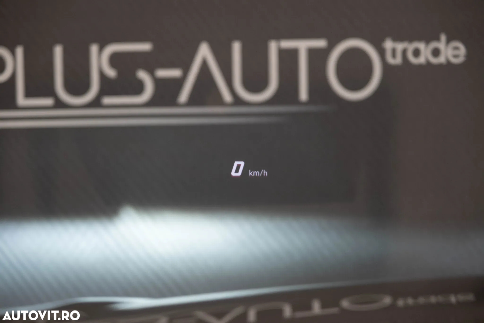 Lamborghini URUS Standard - 37