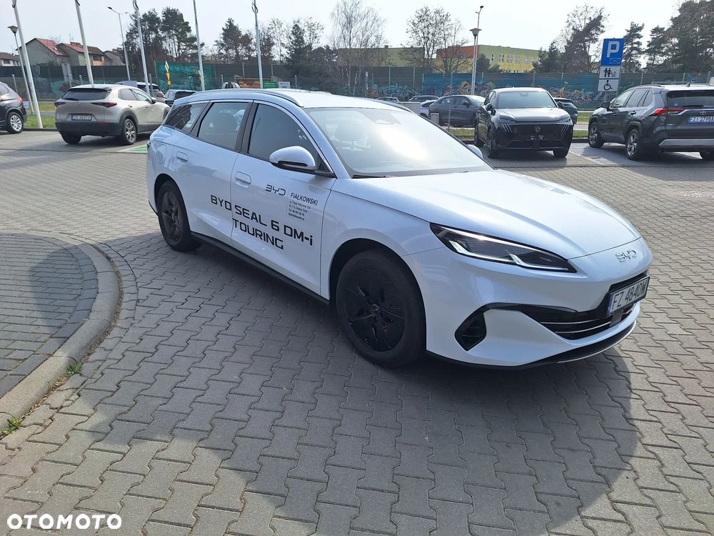 BYD Seal 6 - 7
