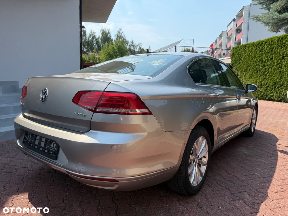 Volkswagen Passat 2.0 TDI (BlueMotion Technology) Highline - 7
