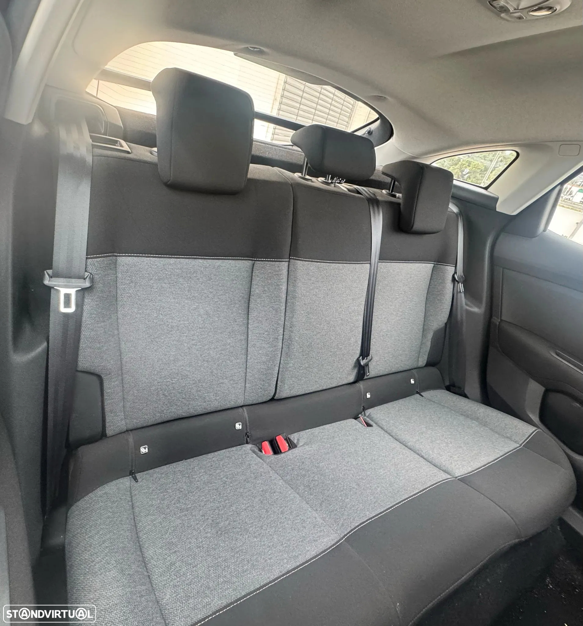 Citroën C4 PureTech 100 Stop&Start YOU - 3