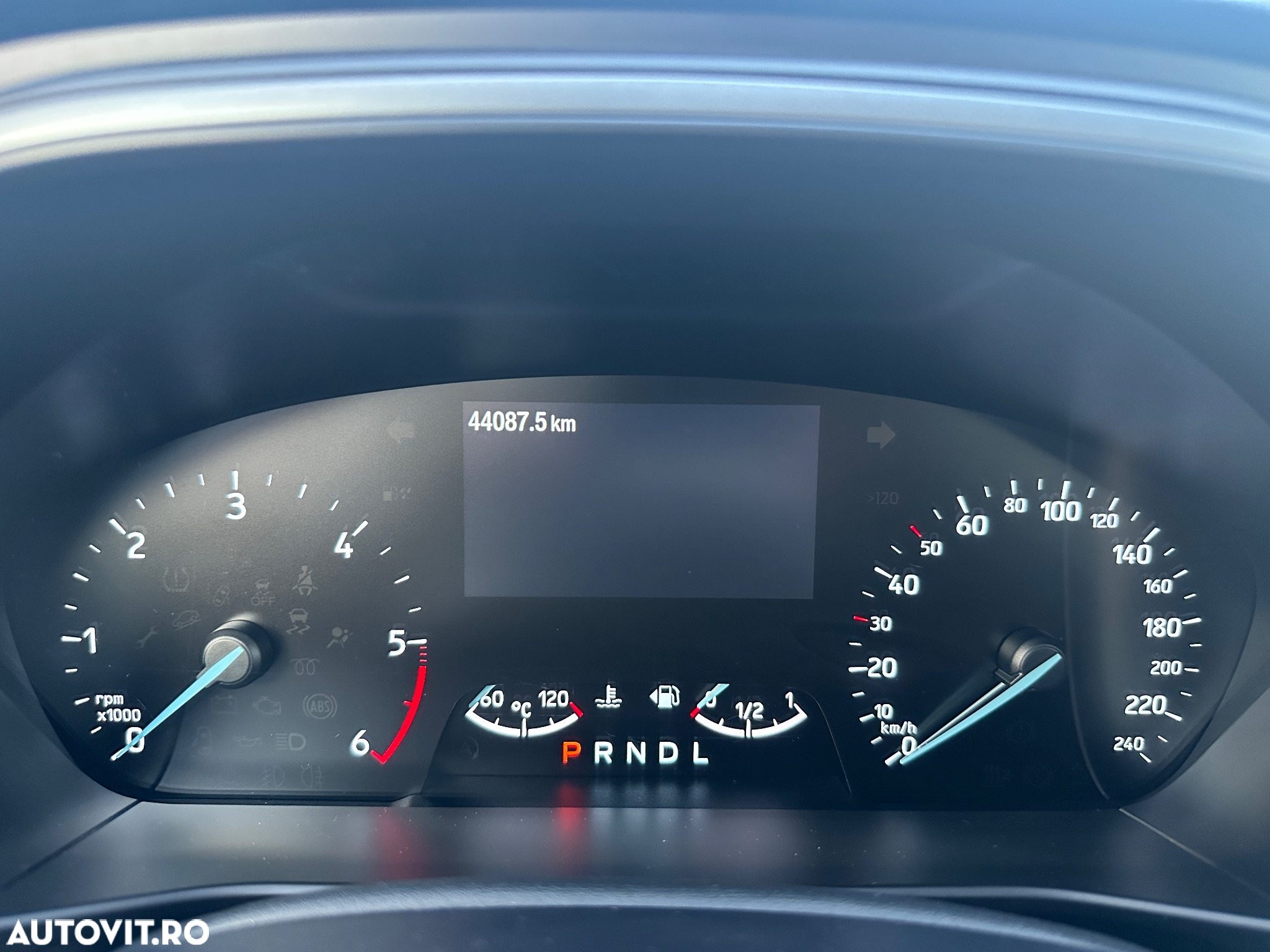 Ford Focus 1.5 EcoBlue Active - 13