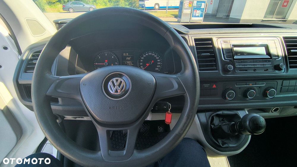 Volkswagen Transporter - 12