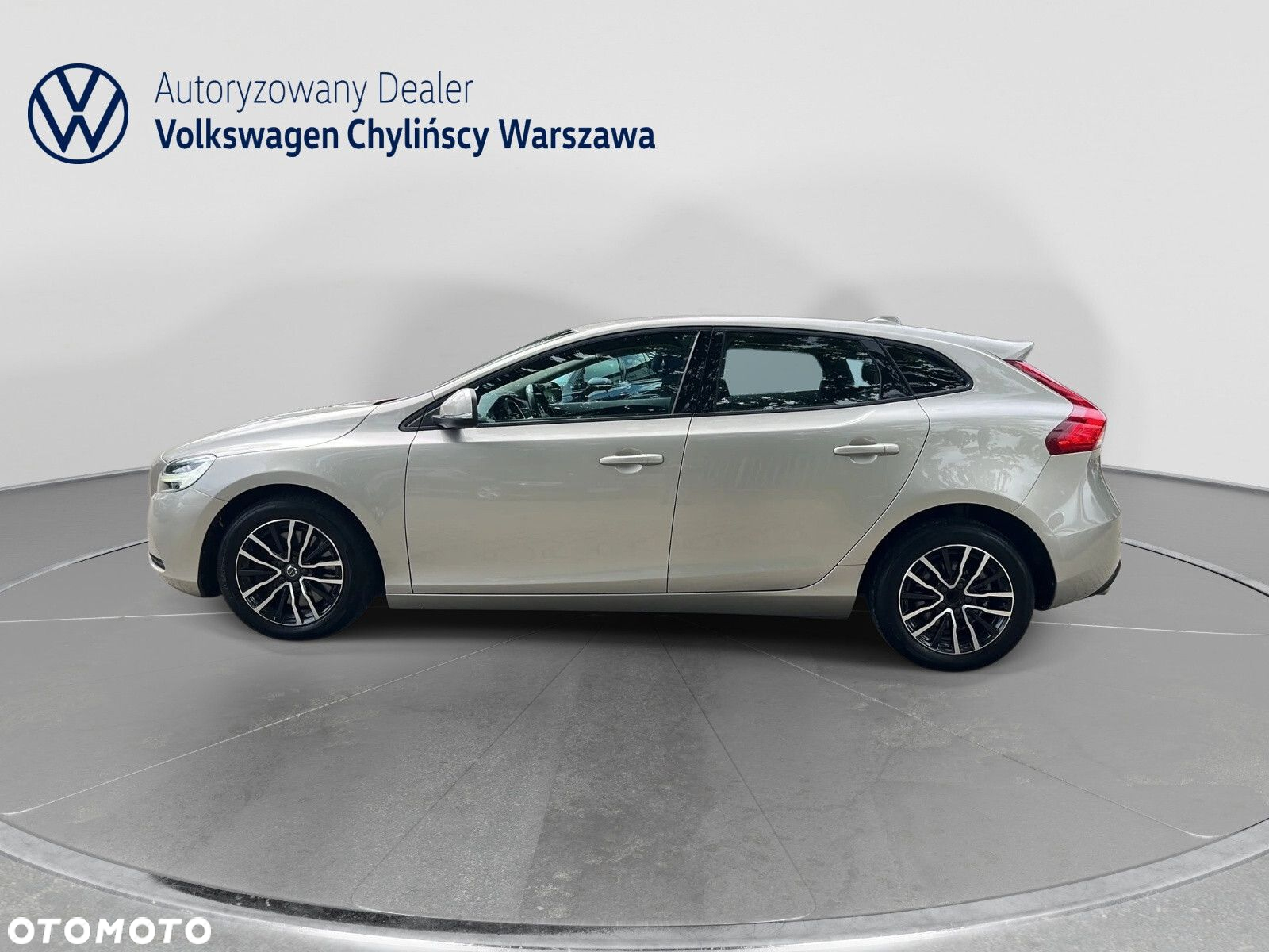 Volvo V40 D3 Drive-E Momentum - 3