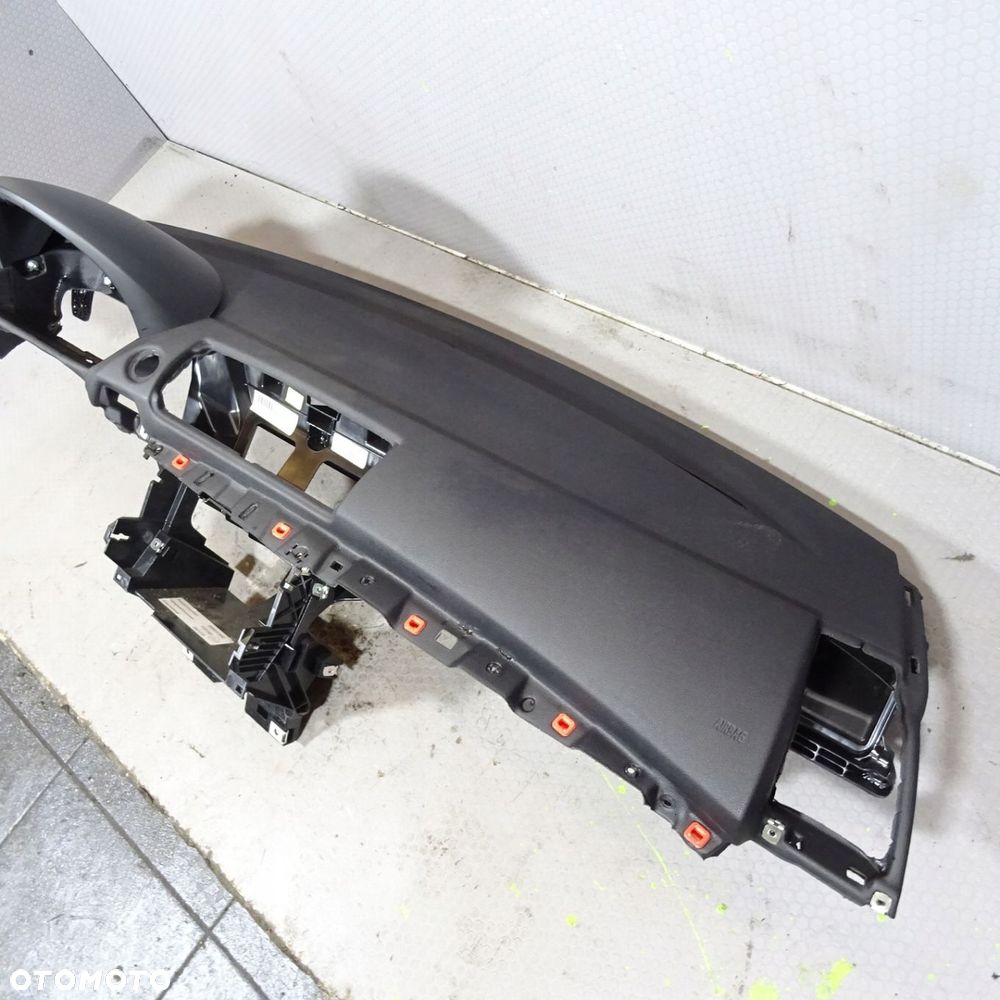 BMW 1 E87 KONSOLA DESKA KOKPIT AIRBAG - 2