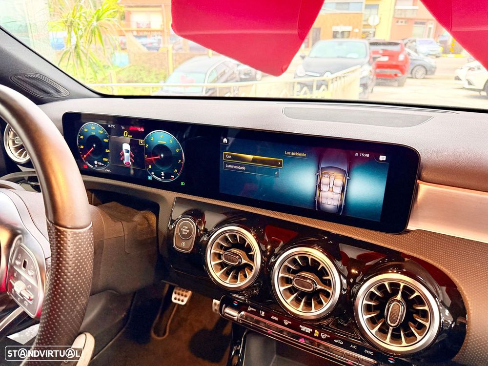 Mercedes-Benz A 160 AMG Line - 29