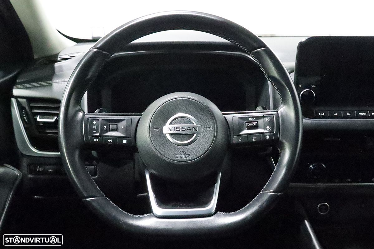 Nissan Qashqai 1.3 DIG-T N-Connecta Xtronic - 18