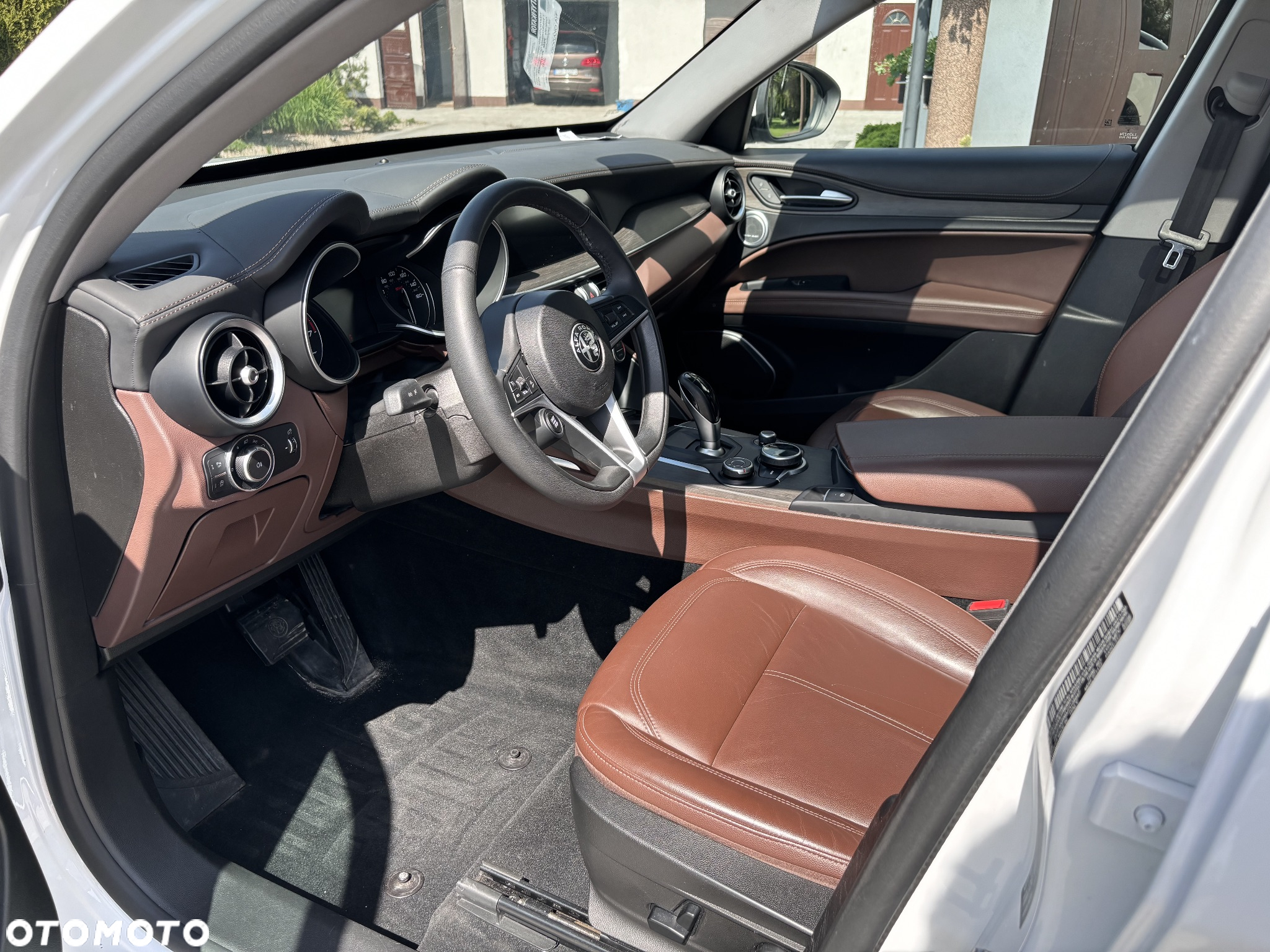 Alfa Romeo Stelvio 2.0 Turbo 16V AT8-Q4 First Edition - 4